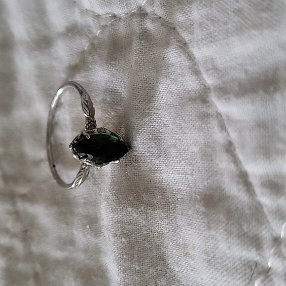 SS ring - Picture 1 of 4